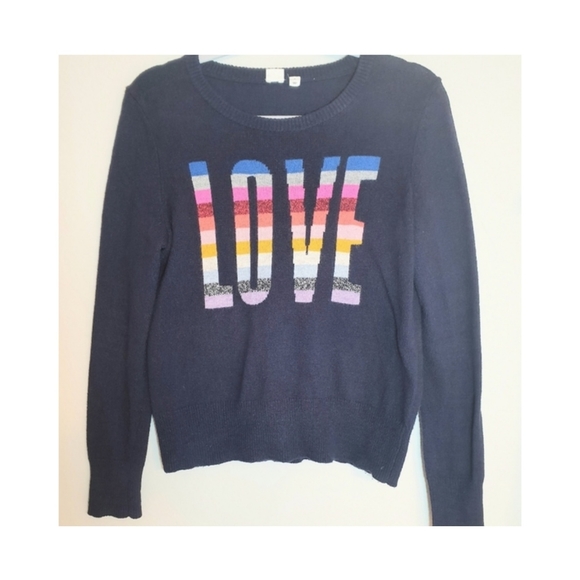 GAP Sweaters - GAP love spell out  sweter size Medium cotton blend